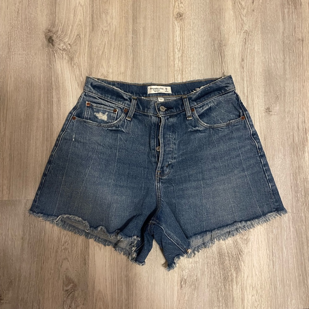 Abercrombie high waisted dad shorts